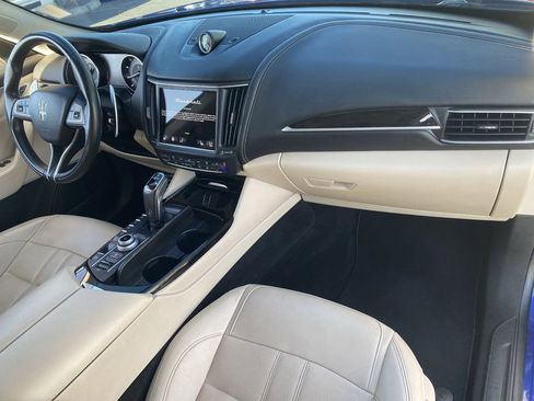 Used 2022 Maserati Levante Modena AWD/4WD image 12