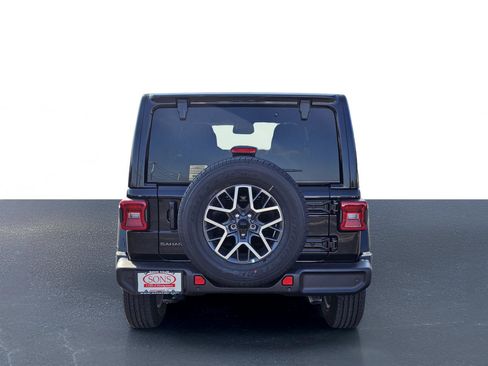 New 2026 Jeep Wrangler Sahara image 10