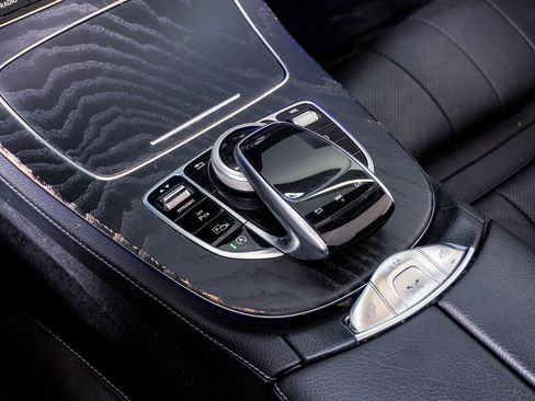 Used 2019 Mercedes-Benz E 450 4MATIC Cabriolet image 27