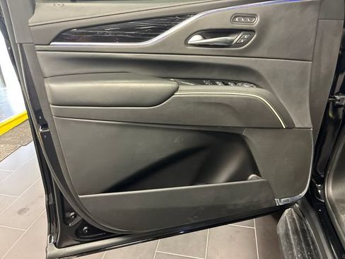 Certified 2021 Cadillac Escalade Sport AWD/4WD image 10