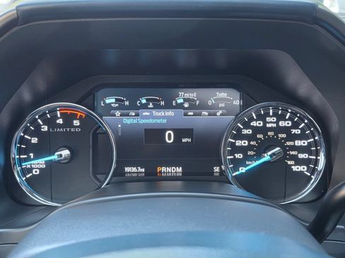 Used 2022 Ford F350 Limited AWD/4WD image 24