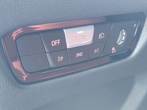 New 2026 BMW i4 eDrive40 w/ Parking Assistance Package image 25