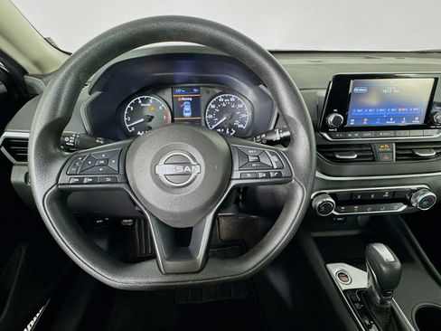 Used 2023 Nissan Altima 2.5 S FWD image 11