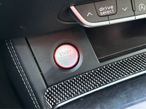 Used 2022 Audi SQ5 Premium Plus w/ Premium Plus Package image 34