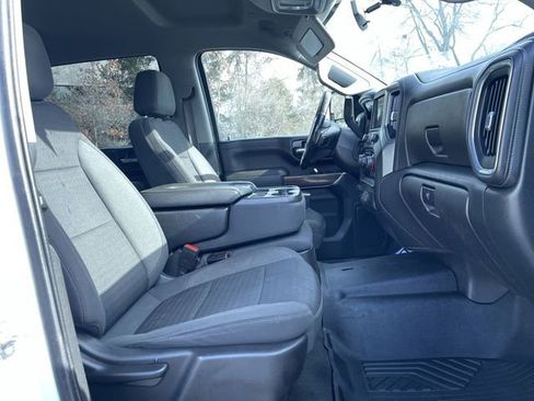 Used 2022 Chevrolet Silverado 2500 LT w/ Convenience Package image 27