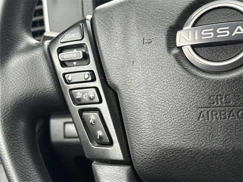 Certified 2023 Nissan Frontier SV image 11