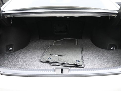 Used 2021 Lexus ES 300h w/ Premium Package image 20