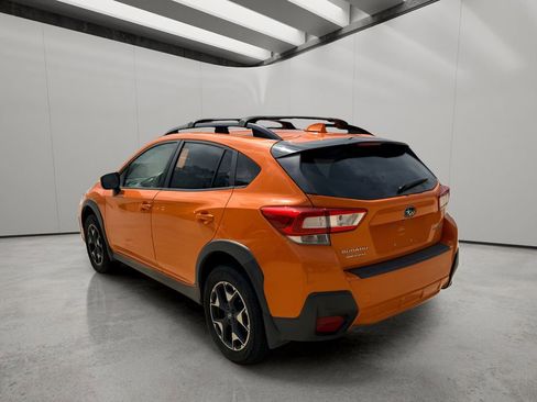 Used 2019 Subaru Crosstrek 2.0i Premium w/ Moonroof Package AWD/4WD image 3