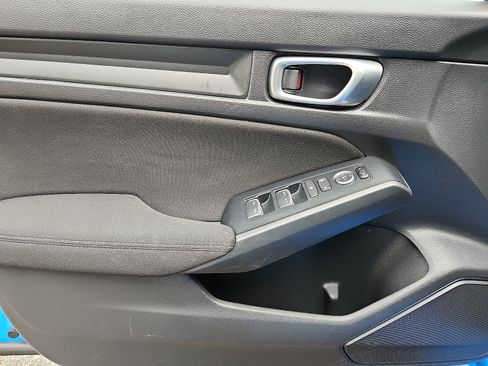 Used 2024 Honda Civic Sport image 12