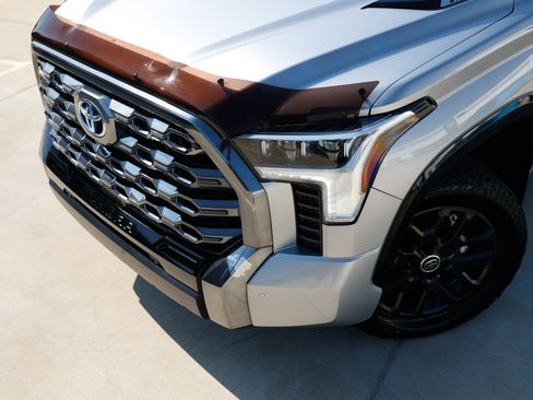 Used 2024 Toyota Tundra Platinum AWD/4WD image 30