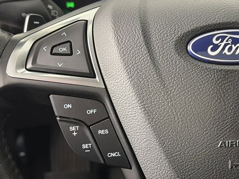 Certified 2018 Ford Fusion SE w/ Fusion SE Technology Package image 17