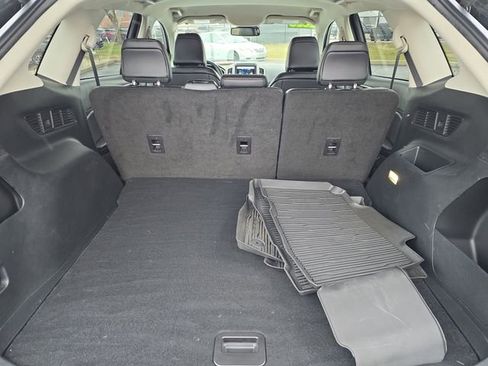 Used 2023 Ford Edge SEL w/ Convenience Package image 9