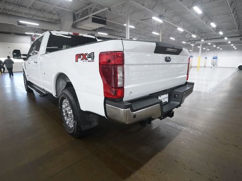 Used 2022 Ford F250 XLT w/ XLT Premium Package AWD/4WD image 32