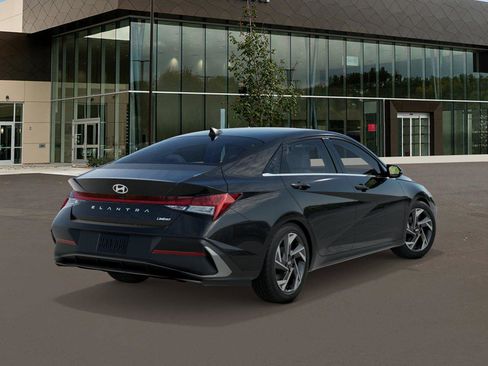 New 2026 Hyundai Elantra Limited image 5
