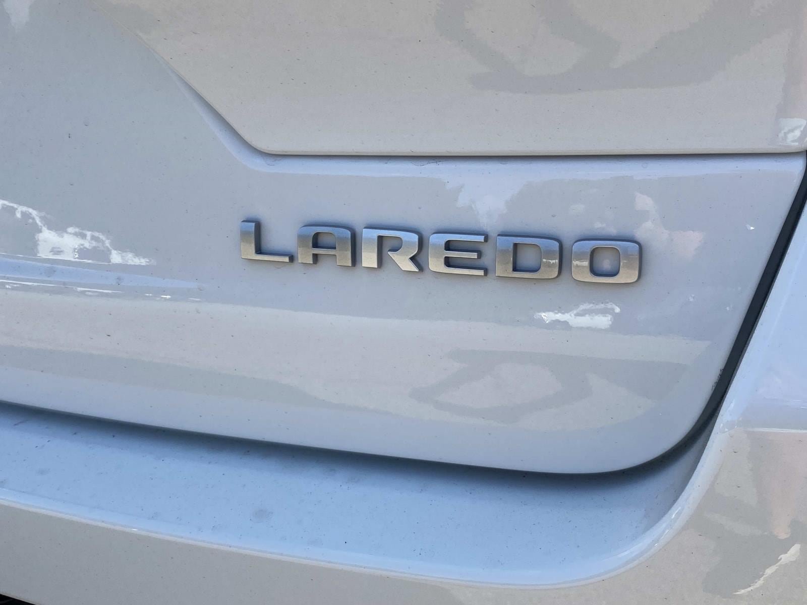 New 2027 Jeep Grand Cherokee Laredo X RWD image 4