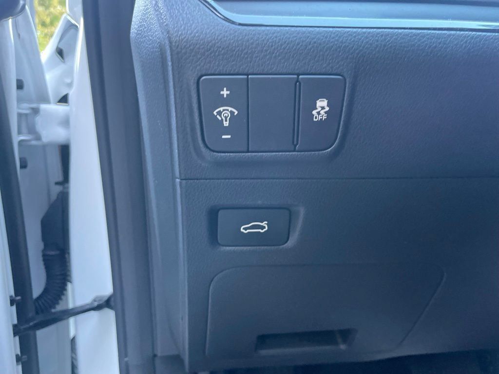Used 2022 Kia K5 GT-Line w/ GT-Line FWD Premium Package image 14