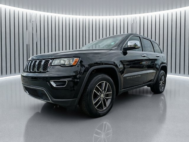 Used 2017 Jeep Grand Cherokee Limited AWD/4WD image 8