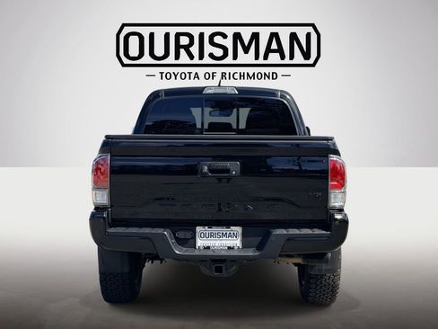 Used 2023 Toyota Tacoma TRD Off-Road w/ Advanced Technology Package image 21