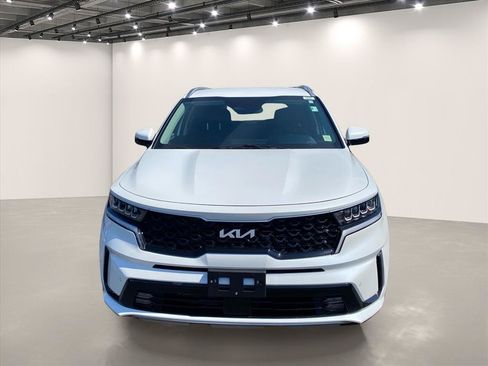 Certified 2023 Kia Sorento EX AWD/4WD image 3
