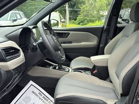 Certified 2025 Subaru Forester Premium AWD/4WD image 10