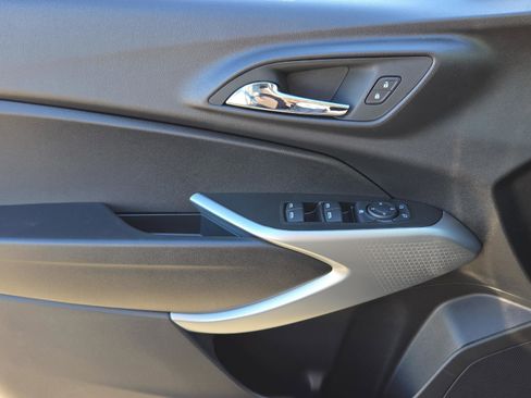 New 2026 Chevrolet Trax LS w/ LS Convenience Package FWD image 14