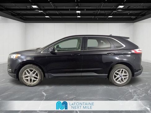 Used 2022 Ford Edge SEL image 2