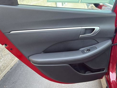 Used 2025 Hyundai Sonata SEL FWD image 28