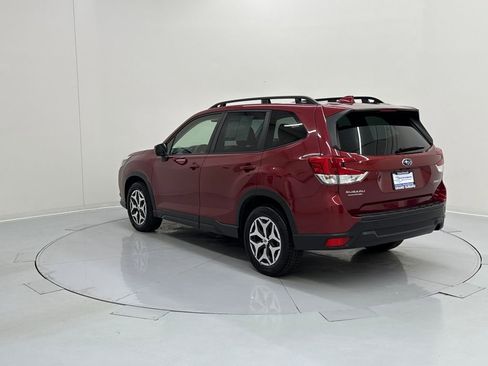 Certified 2022 Subaru Forester Premium image 4