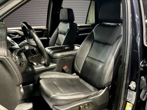 Used 2022 Chevrolet Tahoe LT w/ Luxury Package AWD/4WD image 20