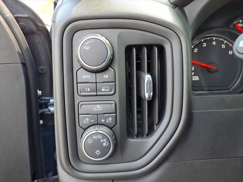 Used 2024 Chevrolet Silverado 1500 Custom AWD/4WD image 18