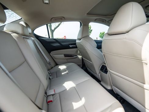 Certified 2016 Acura TLX V6 SH-AWD w/ Technology Pkg image 40