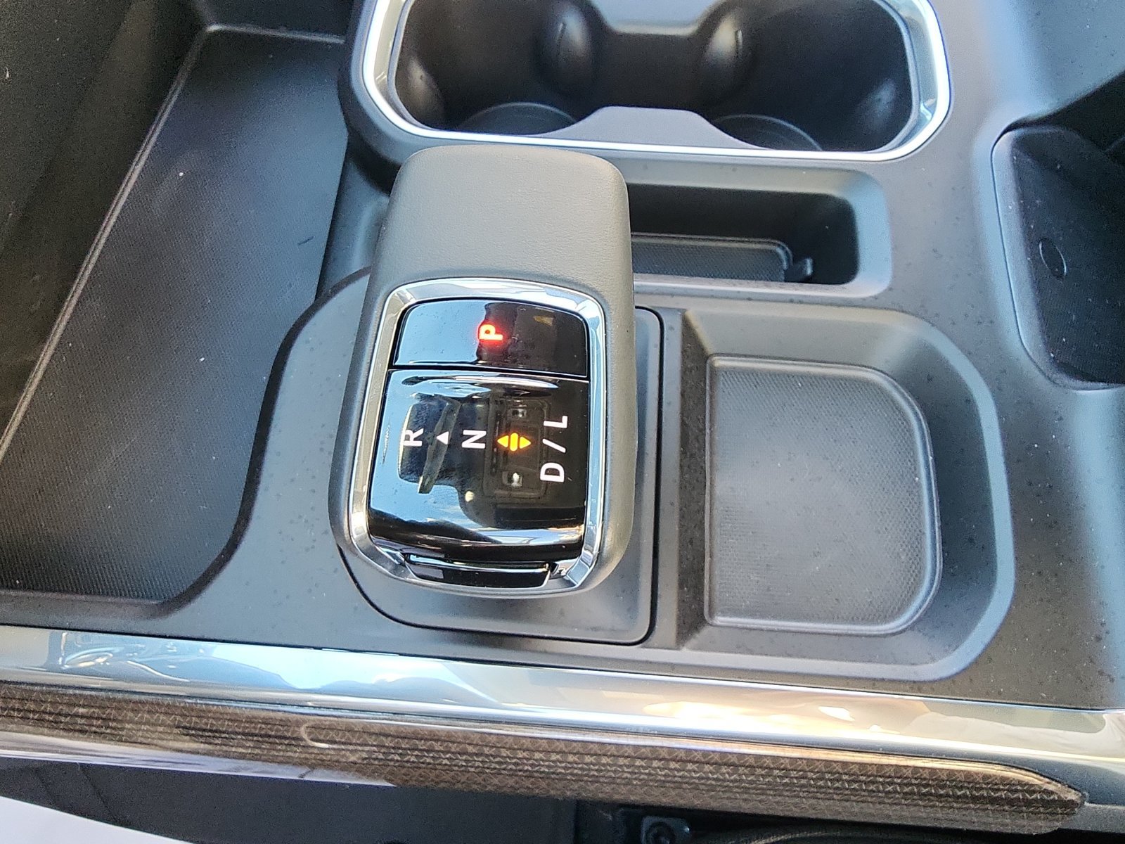 New 2026 Chevrolet Silverado 1500 RST w/ Redline Edition AWD/4WD image 19