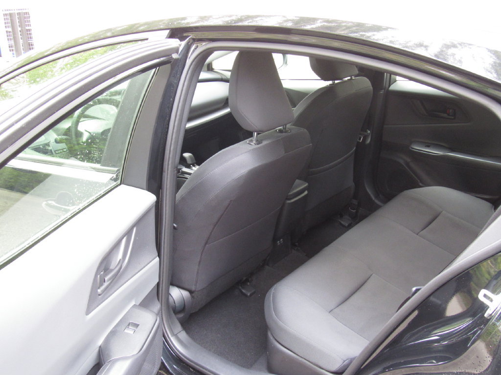 Certified 2025 Toyota Prius LE FWD image 13