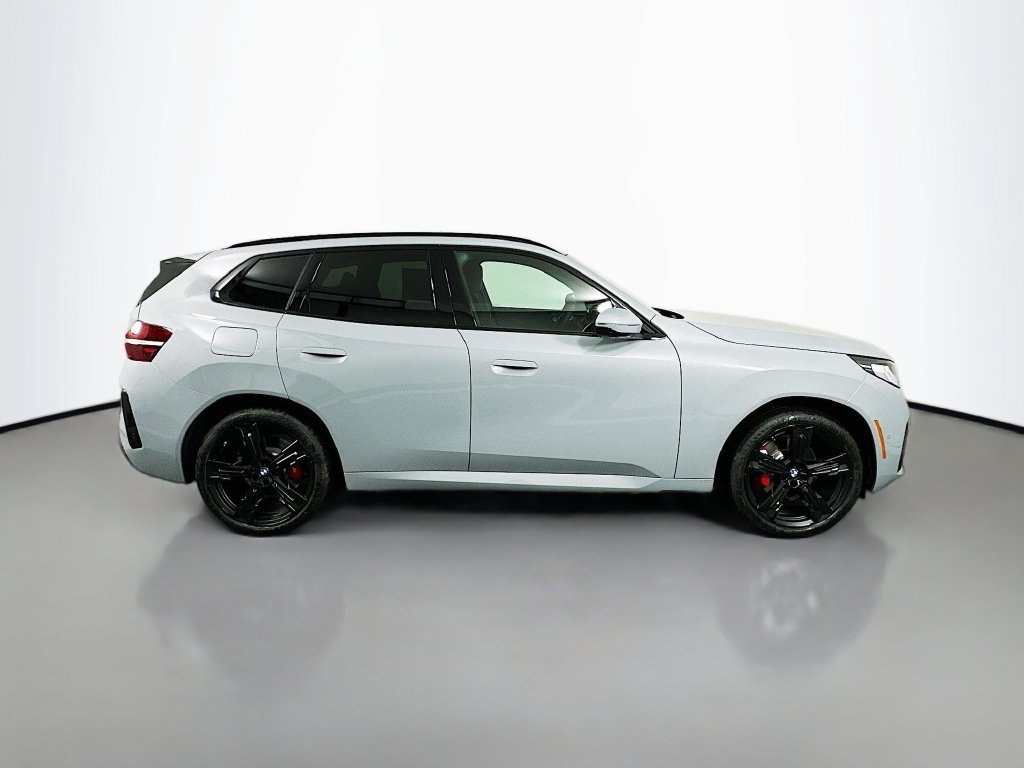 Used 2026 BMW X3 xDrive30i w/ Premium Package AWD/4WD image 4