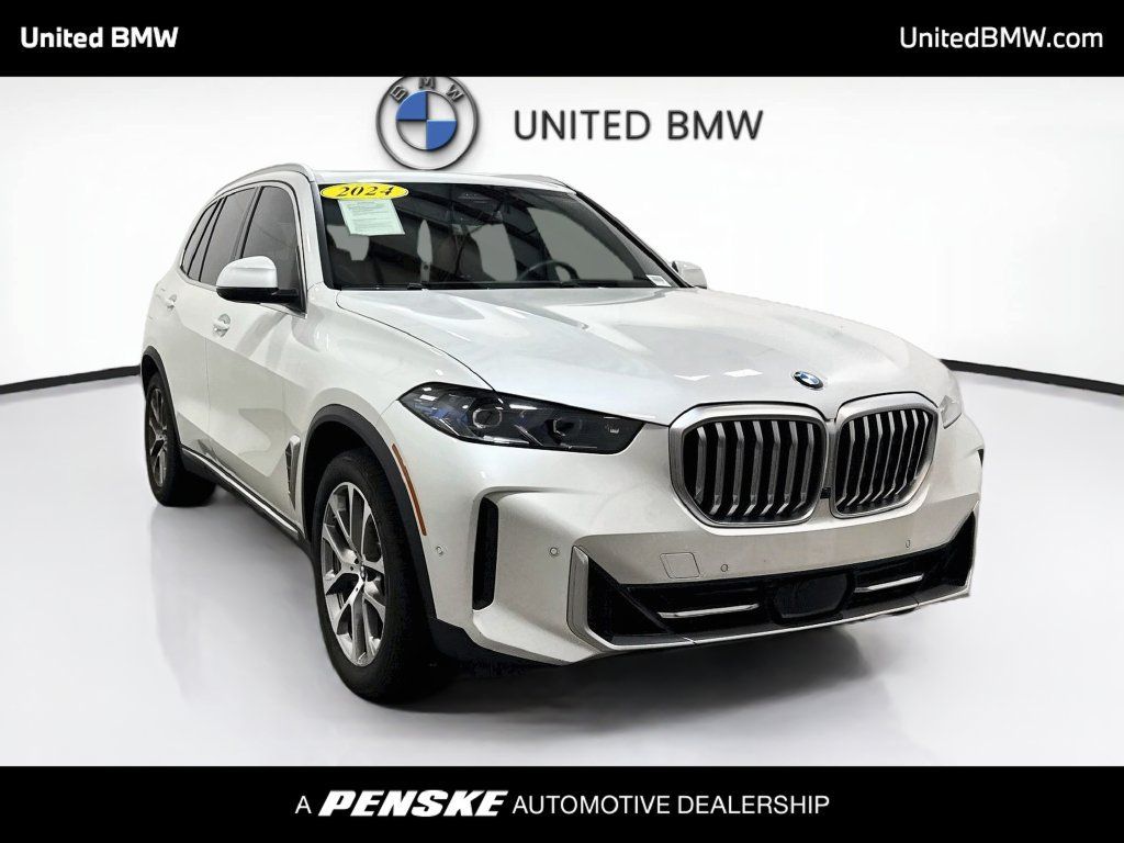 Certified 2024 BMW X5 xDrive40i w/ Premium Package AWD/4WD image 3