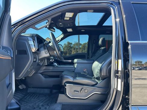 Used 2024 Ford F250 Platinum w/ FX4 Off-Road Package image 44