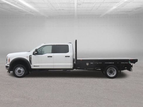 Used 2024 Ford F550 4x4 Crew Cab Super Duty image 8