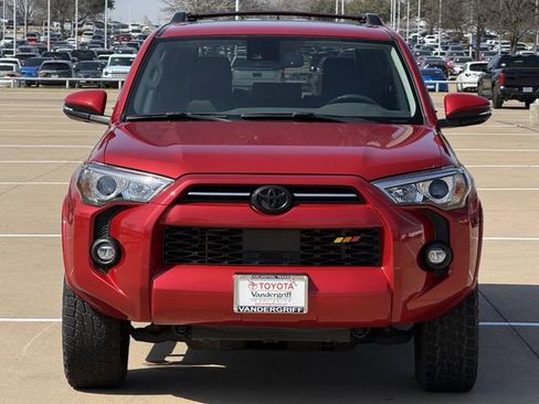Used 2023 Toyota 4Runner SR5 Premium w/ Moonroof Package image 8