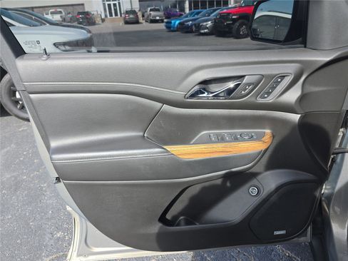 Used 2019 GMC Acadia Denali w/ Technology Package image 19