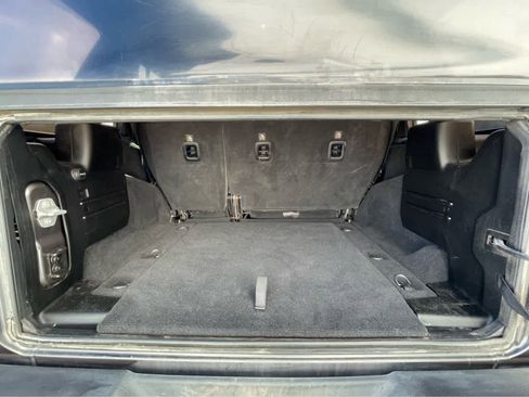 Used 2018 Jeep Wrangler Unlimited Sport S image 23