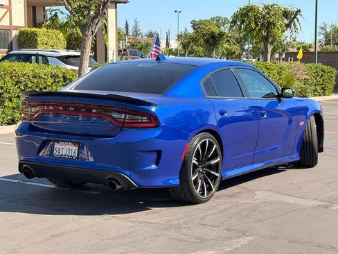 Used 2018 Dodge Charger R/T Scat Pack image 5