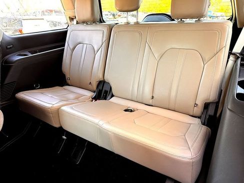 Certified 2023 Ford Expedition Limited image 18