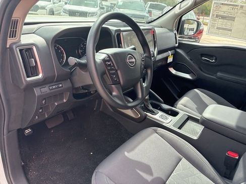 New 2026 Nissan Frontier SV w/ Tow Package AWD/4WD image 10