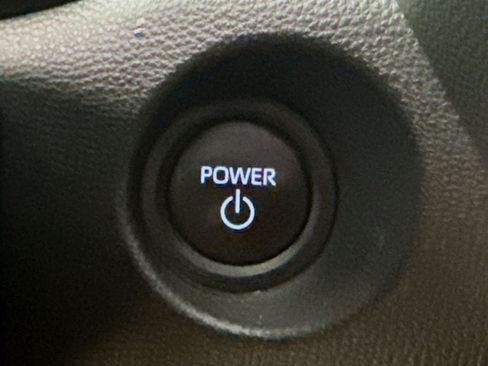 Used 2025 Toyota Corolla Cross AWD Hybrid w/ Convenience Package image 21