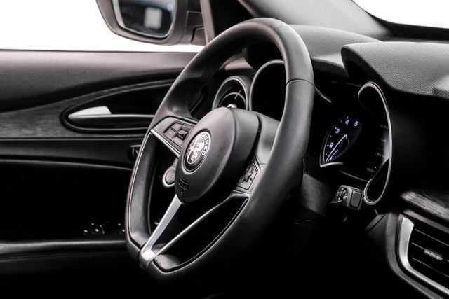 Used 2019 Alfa Romeo Stelvio w/ Nero Edizione RWD image 20