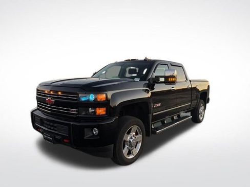 Used 2017 Chevrolet Silverado 2500 LT w/ Custom Sport Edition image 2