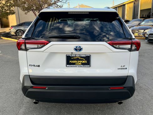 Used 2023 Toyota RAV4 LE image 6