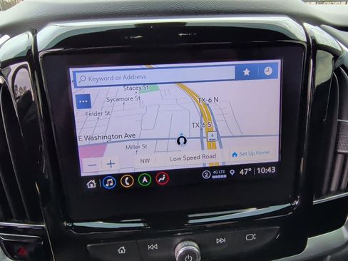 Used 2022 Chevrolet Traverse RS image 25