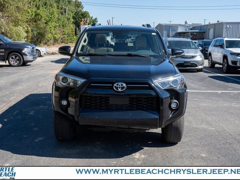 Used 2021 Toyota 4Runner SR5 Premium w/ Moonroof Package image 9