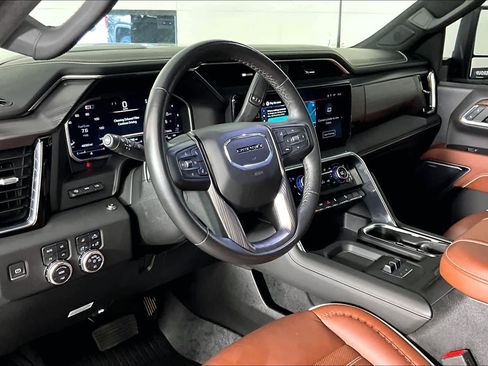 Certified 2024 GMC Sierra 2500 Denali Ultimate image 17